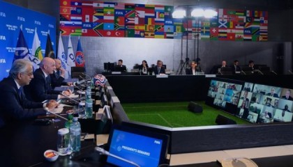 mk娱乐-国际足联分饼大会：新世俱杯32队瓜分10亿美元！